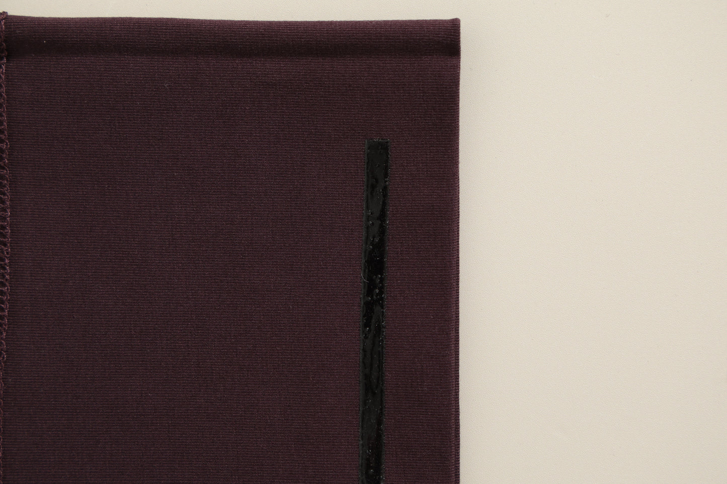 AUBERGINE NON-SLIP CAP